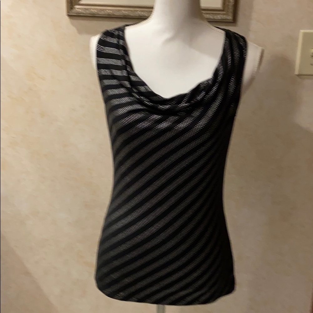 White House Black Market Top, Sz S